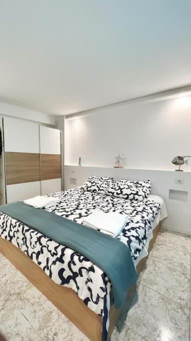 Giovina Living Av Suecia 150M From Beach Лос Кристианос Экстерьер фото